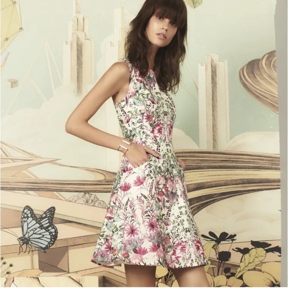 Ted Baker London Gaea Floral Fit and Flare Dress Sz 2-4 - Picture 3 of 8